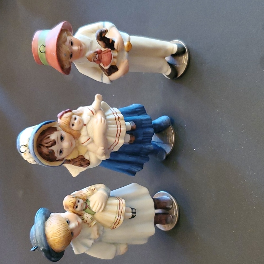 3 Victorian ornaments
